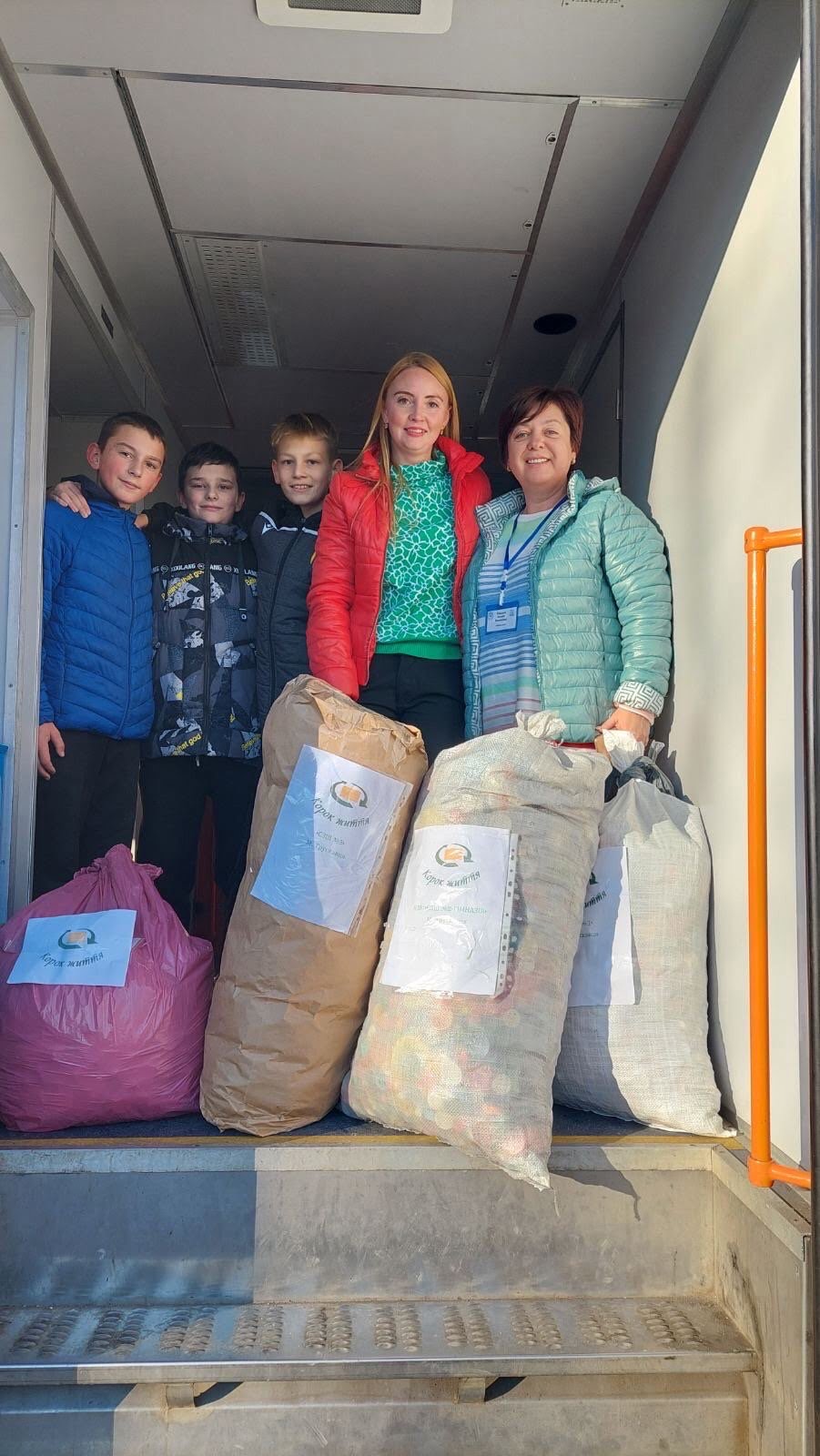 e9898eda 0723 4213 a1ee bc85dd90c0fa 1acd8045