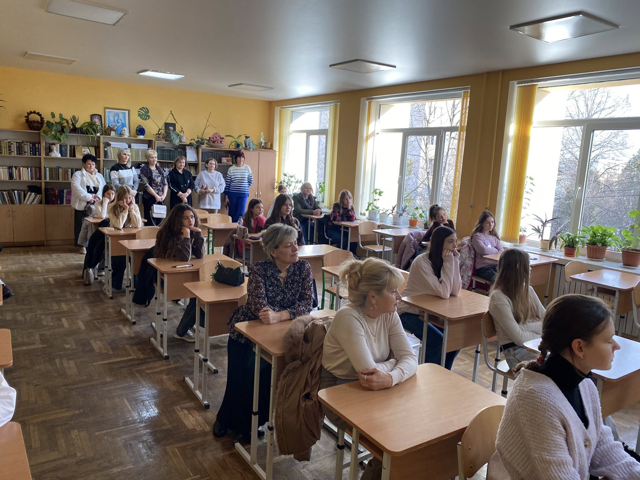 u6 583941044 864113826137437 4429778153363064338 n