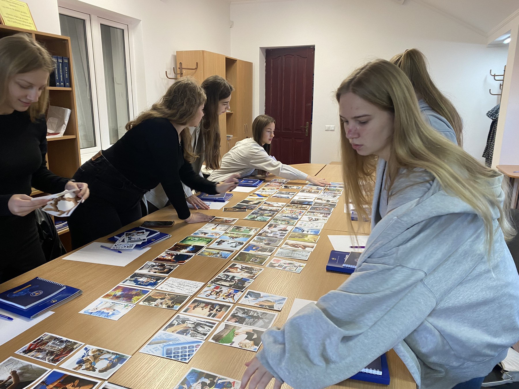 Екскурсія в центр зайнятості 1 0 02 05 e4caea8e94f4580b7be6f2dbafb43a11a024536ce3bc56e9f87a2faea20b38e6 9d10e0ed83d99a64 bbb3a1bf