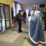 Святий Миколай завітав у НВК "СЗШ N2-гімназія" 6 0 02 05 04e522a967bb9c35924483bd3ad02d4004f212a2bb3e807f6d0444908542dd1c e79af396ddff327f f9a26367