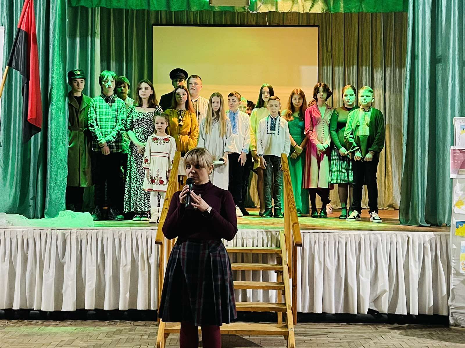 0 02 05 d34e045dcd7183244684ff08b0a2a9df29a1bcc7f408e0f7d84acda666693f3f b0d3d818884b775f