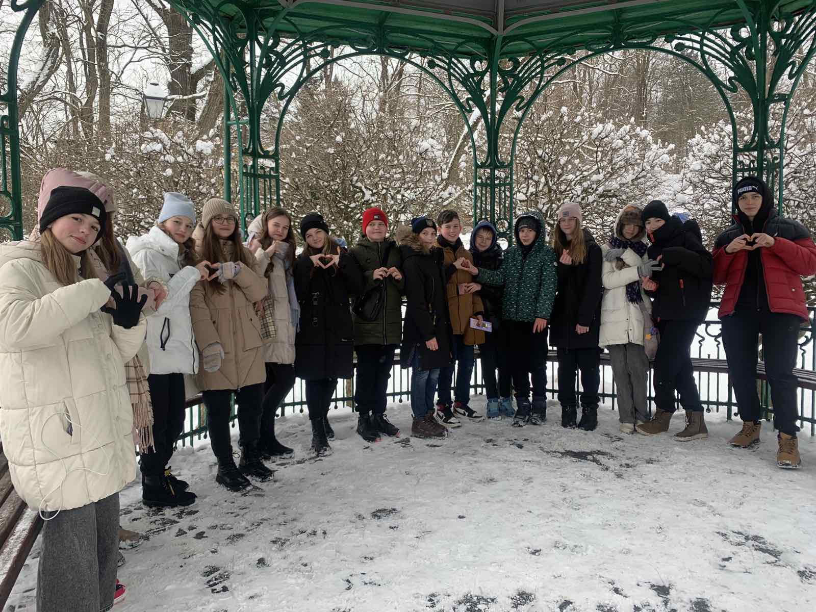 6 лютого в Народному домі м. Трускавця відбувся освітянський форум. 1 0 02 05 44b7ebf28ff830cf5d1ddbf2ad34388195c31b1f93f9e327c1506eb99bb46c65 394c89ee1724127c