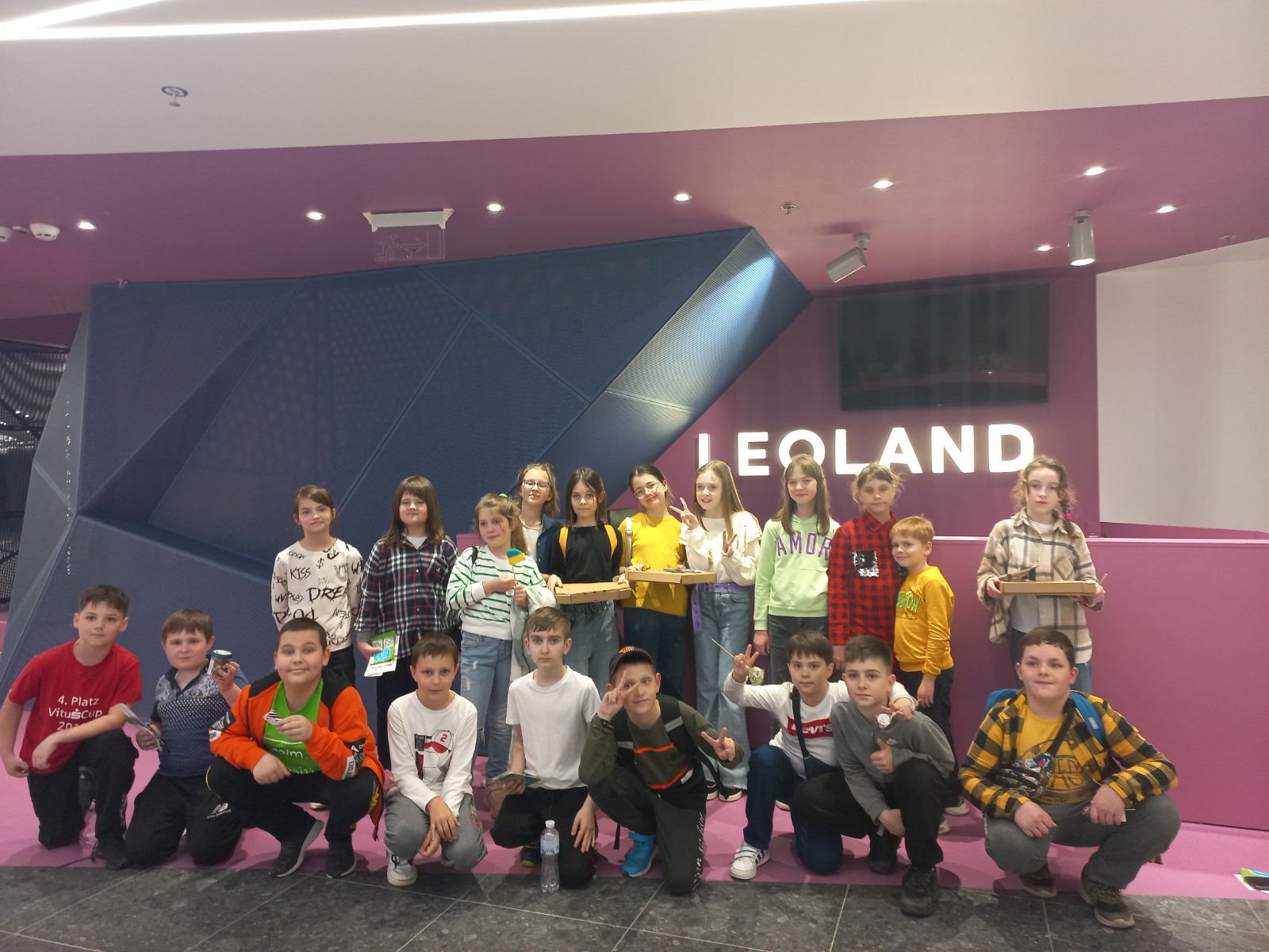 0 02 05 6338c0455080b3ead651f7bd56fa1d18ac1b4335a3f3b1f3f0bc8cfe25705365 8db239cfc785b42b