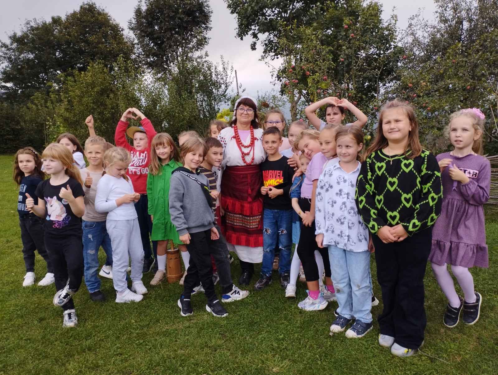 Відвідини Етнокомплексу "У дворі" 1 0 02 05 1a9c73d78428b9d4c0160dba69d6cbb96de82a2df772e1f2fd1b26732ff95f19 1776e24531d86def