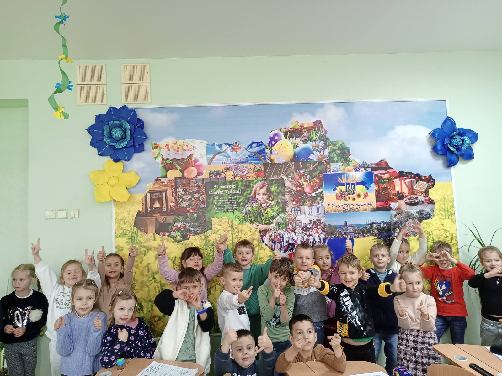 Усміхнись, тобі це личить! 1 0 02 05 336cff5b7addd6298690855f8b5c387469cfde6b4aa45a83276a34503f8e0f52 1d85ac0c871dd543