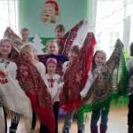 До Дня української хустки учнівський парламент провів флешмоб, залучивши учнів і вчителів 17 0 02 05 4eb52753c258c7f0cc72c51c30520640254c82c85e82a2d0a084b787246fa94b 8f4e7077b8cfc36e