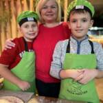 4-А на майстер-класі з приготування піцци 3 0 02 05 918d2bb685a44c1ce5ff735f3457786010b650fa53cfeb983d38e1aafbd923f7 bd7ab83757c9f2b5