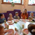 4-А на майстер-класі з приготування піцци 4 0 02 05 b873339242ac73fd9f77e84af355185736f76d9b187ac5f6f2dd86c59752f5d4 b6646604ee912f39