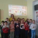 Тематичний урок-розвага англійської мови до Дня Святого Валентина відбувся сьогодні у 3-Г класі 30 0 02 05 39ff3006f9e11ddf3a5fd11e28b1834735c1407215e6d75f71c3cdad918e7279 fac01754c9b5f78a