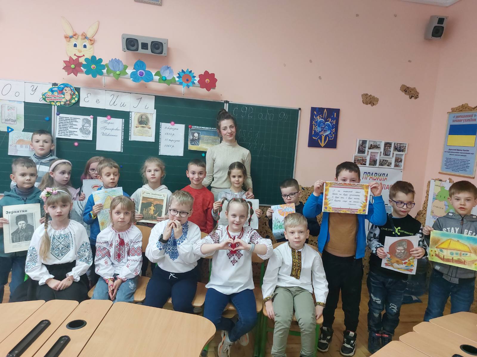 ШЕВЧЕНКО У НАШИХ СЕРЦЯХ. 1 0 02 0a dacdefbc1c41767adfd13e6568d18b6046a52667bafb742c024e16b356cc5e18 9a408bc16800dfcf