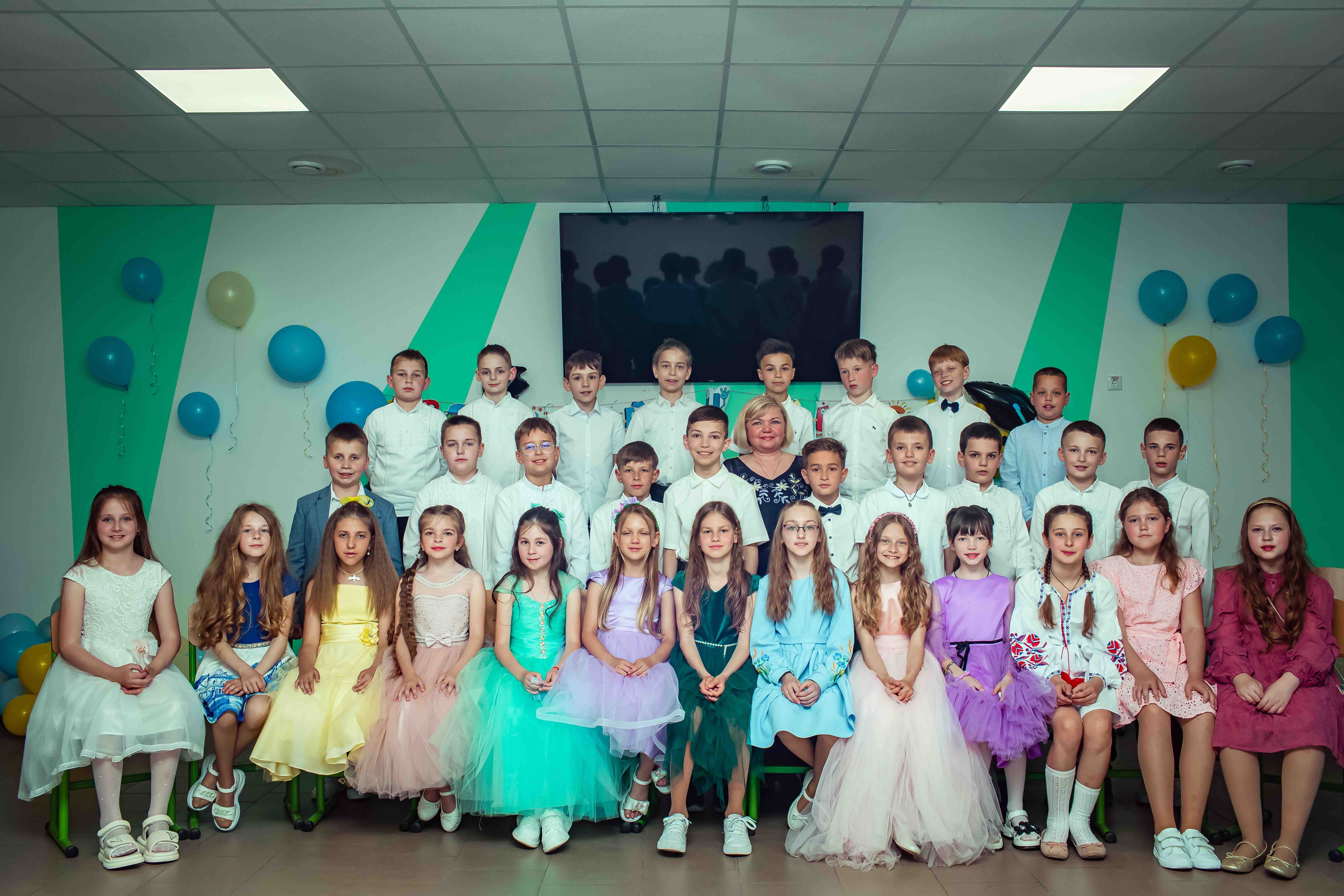 Випускники 4-А класу Інтелект України творчо та натхненно провели незабутній «Випускний вечір» 1 0 02 05 9ac5680328052d0d19b4bcee534a82b05edcbe5c02ef6768628cd8377dd4cbdc 81ed6f5929066262