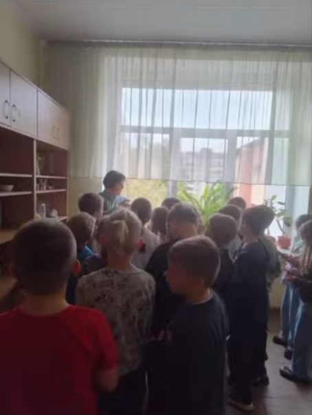 Мандрівка у чарівний світ хімії 1 u10 zobrazhennya 2025 10 17 130047251